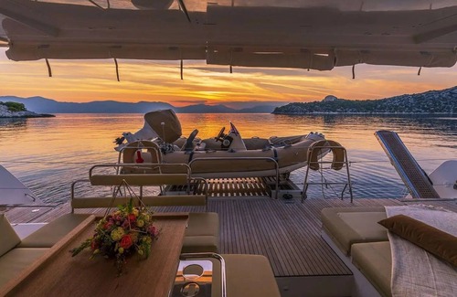 Naousa Boat Rental | Paros Catamaran - Catamaran in Paros - Flo 52 by Fantasia Villas