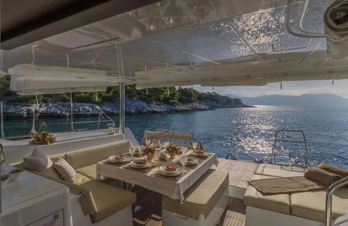 Naousa Boat Rental | Paros Catamaran - Catamaran in Paros - Flo 52 by Fantasia Villas