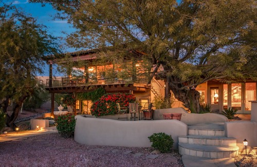 Pinnacle Peak Apartment | PARSONS VILLAS - Troon Loft | Massive Open Space, Breathtaking Views, Heated Pool/Spa, Horses!