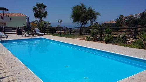 Peyia Town Apartment | Paschali Sunset Appartment