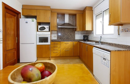 Cap de Salou Ski Chalet | PASION - Only Families House - Private Pool