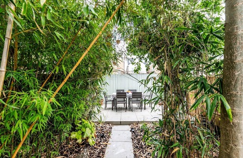 Tudor House | Pass the Keys | Stunning 4Bed Oasis in Kingston, With Parking