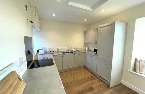 Castle Douglas House | Pass the Keys | Beautiful 5BR Rural Cottage with Outstanding Views