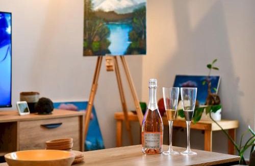 Grangetown Apartment | Pass the Keys Cosy 2 Bed Apartment with Parking