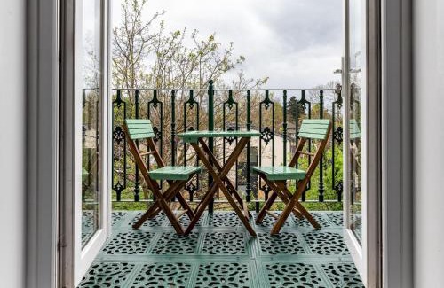 Blackheath House | Pass the Keys Elegant 4BR House Parking Garden Library