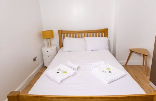 Gillingham House | Pass the Keys | Modern, Cosy and Luxury House for 8