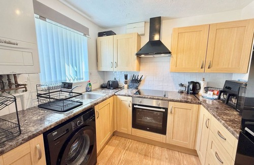 Llansamlet House | Pass the Keys | Modern Home- Ideal for Professionals| 5 mins to M4