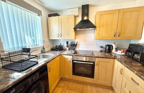 Llansamlet House | Pass the Keys | Modern Home- Ideal for Professionals| 5 mins to M4