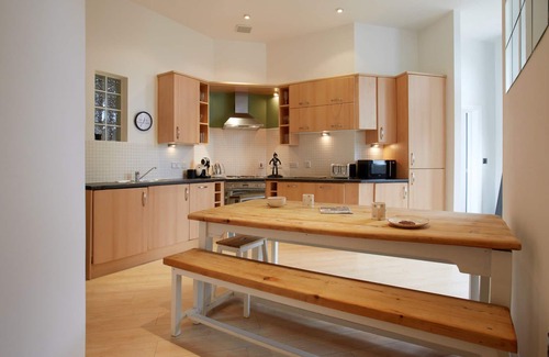 York Apartment | Pass The Keys | Smart and Modern Flat with Parking