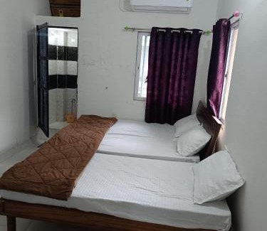 Rajpipla House | PATEL,s Home Stay