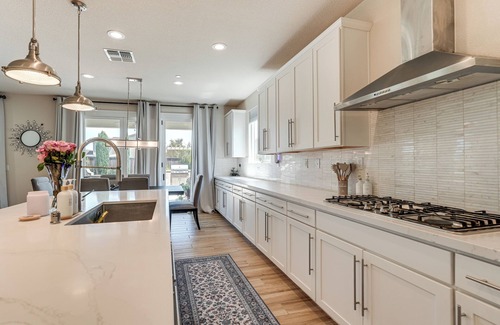 Manteca House | Patio & Outdoor Kitchen: Manteca Family Home