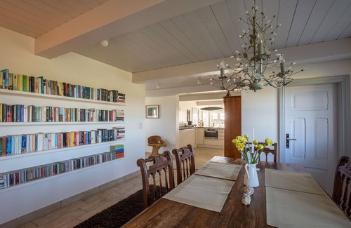Pellworm Apartment | Paulas Haus - Three Bedroom Apartment, Sleeps 6