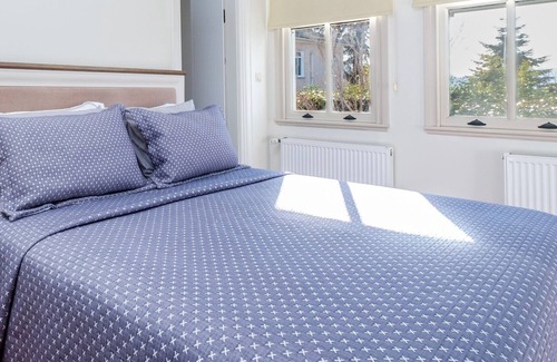 Uludag Villa | Pavilion with Bosphorus View in Anadolu Hisari