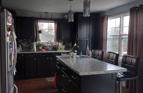 Freeport House | Peace, Cozy & Vibes - Island living w/water views, trails & modern comforts