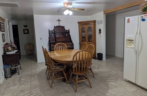 Hillman House | Peace of Heaven: 3-bedroom house in peaceful Hillman with AC
