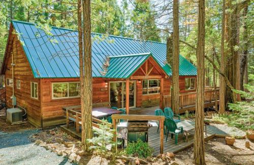 North Wawona House | Peace of Mine - Cabin inside Yosemite! - Dog Friendly!