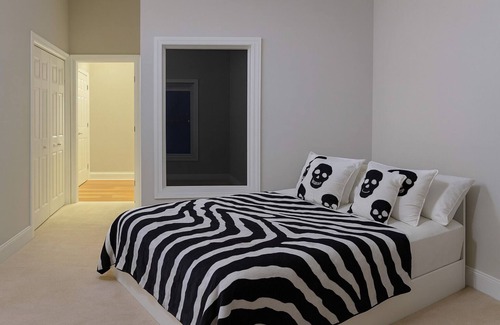 Davenport Apartment | Peaceful 2-bedroom apartment with AC in charming Davenport