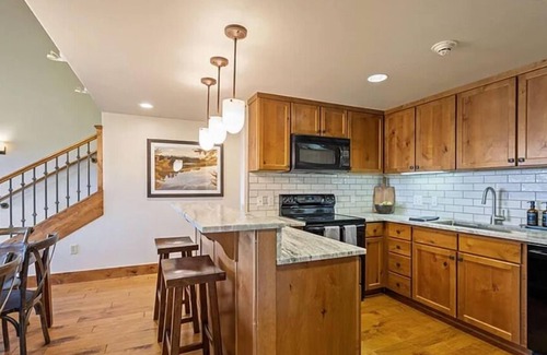 Tamarack Condo | Peaceful 2 BR Condo with Fireplace and Patio