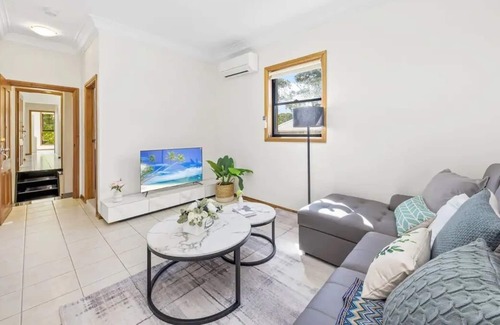 Lewisham House | Peaceful 3 Bedroom House close to City