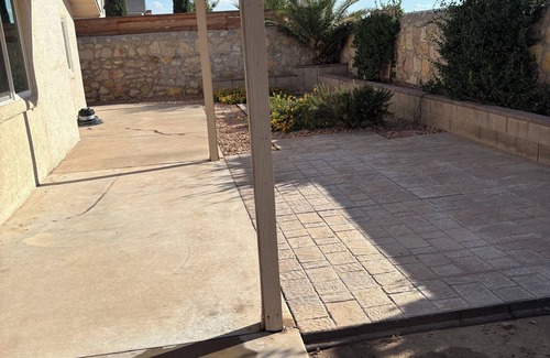 Biggs Field House | Peaceful 3-bedroom house with Refrigerated AC in East El Paso