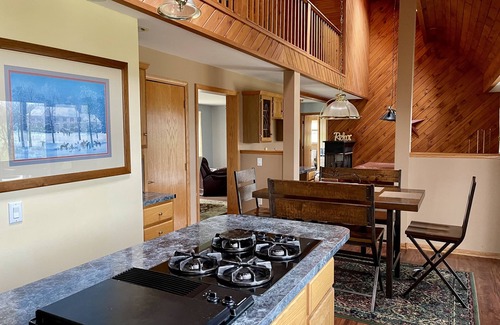 James Creek House | Peaceful, Beautiful Home, Lake Raystown, Pets OK, Kayaks Available