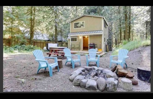 Zigzag Cabin | Peaceful cabin in the woods