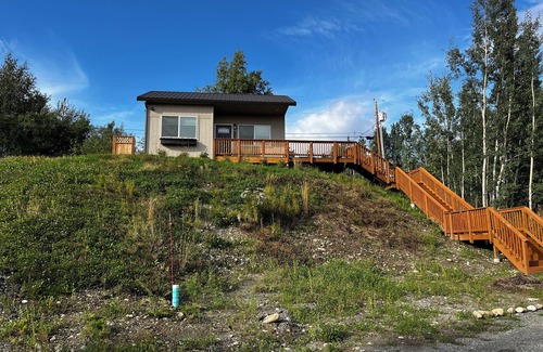 Palmer Cabin | Peaceful Clover Hill Cabin-Mountain Views!