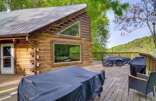 Bakerton House | Peaceful Country Home < 5 Mi to Lake Cumberland