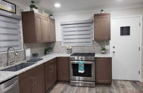 Dearborn Heights House | Peaceful Family-Friendly 3BR Home – Renovated, 20 Mins to Detroit – Monthly Only