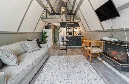 Gaylord Cabin | Peaceful Gaylord Cabin Rental Near Otsego Lake!