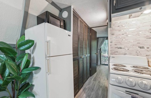 Gaylord Cabin | Peaceful Gaylord Cabin Rental Near Otsego Lake!