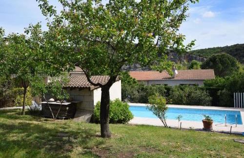 Sampzon House | Peaceful holiday home in Sampzon with pool