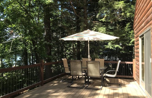 Rome Cabin | Peaceful,. Lakeside Log Cabin on Long Pond, Belgrade Lakes Region, Rome, Maine