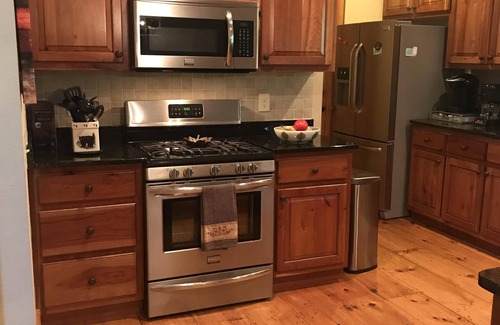 Sapphire Cabin | Peaceful Mountain Cabin