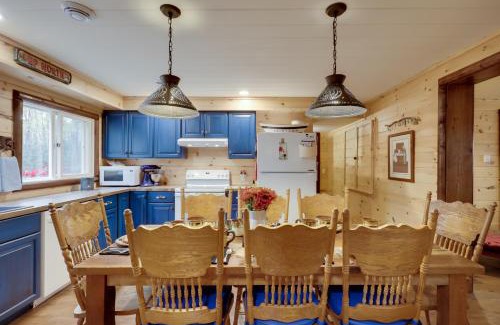 Land O Lakes House | Peaceful Nature Escape on Little Portage Lake!