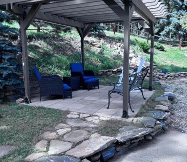 Evergreen House | Peaceful
