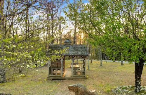 Trenton House | Peak of Perfection at Cabins in the Clouds