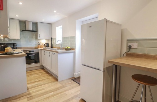 Swaffham Cottage | PEAR TREE COTTAGE, pet friendly, with a garden in Swaffham