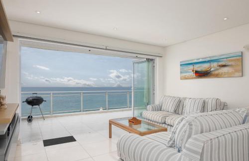 Shaka's Rock Apartment | Pebble Beach 6