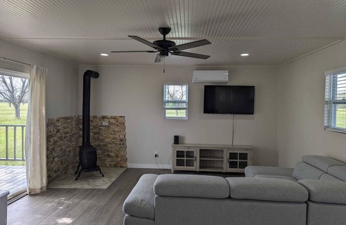 Waller Cabin | Pecan Farm Cabin