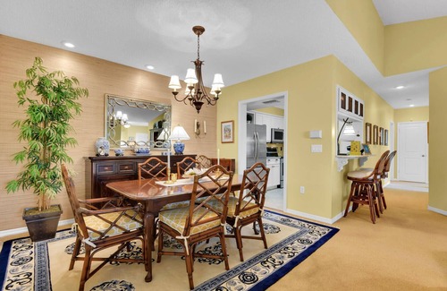 Pelican Bay Condo | Pelican Bay 3-bedroom condo available for 2024 Season!