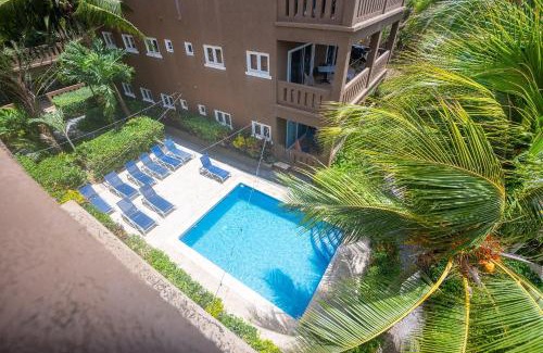 Antoneys Cay Apartment | Pelican Penthouse -Mangrove Dock home