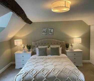 Llangollen House | Penddol Cottage Llangollen