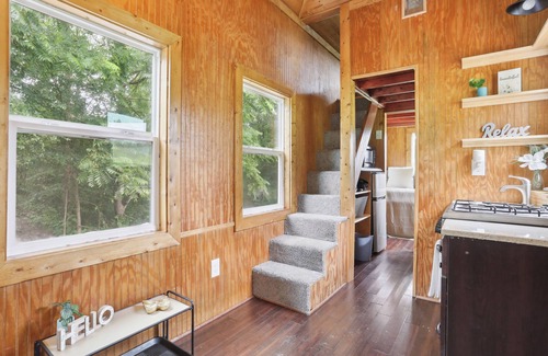 Pendergrass Cabin | Pendergrass Tiny Home Cabin on Pond w/Fire Pit!