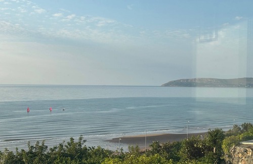 Penmaenmawr Apartment | Penmaenmawr Coastal Retreat