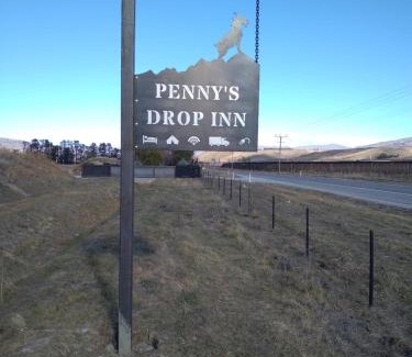 Mount Pisa Cabin | Penny's Drop Inn