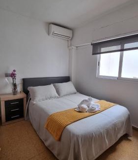 San Juan de Alicante House | Pension Colón