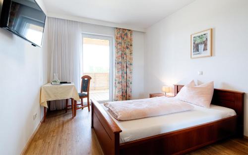 Nussbach House | Pension Jageredt