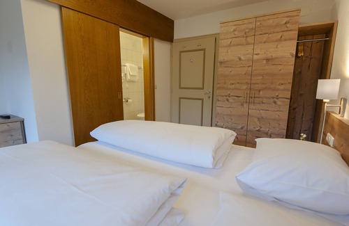 Reutte House | Pension Leuprecht