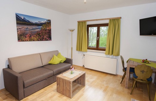 Reutte House | Pension Leuprecht